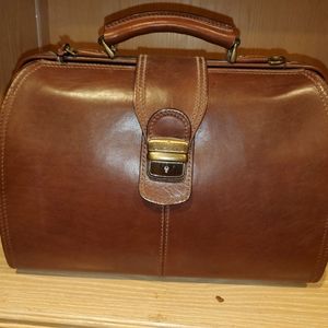 Gianni Conti Leather Medical Bag